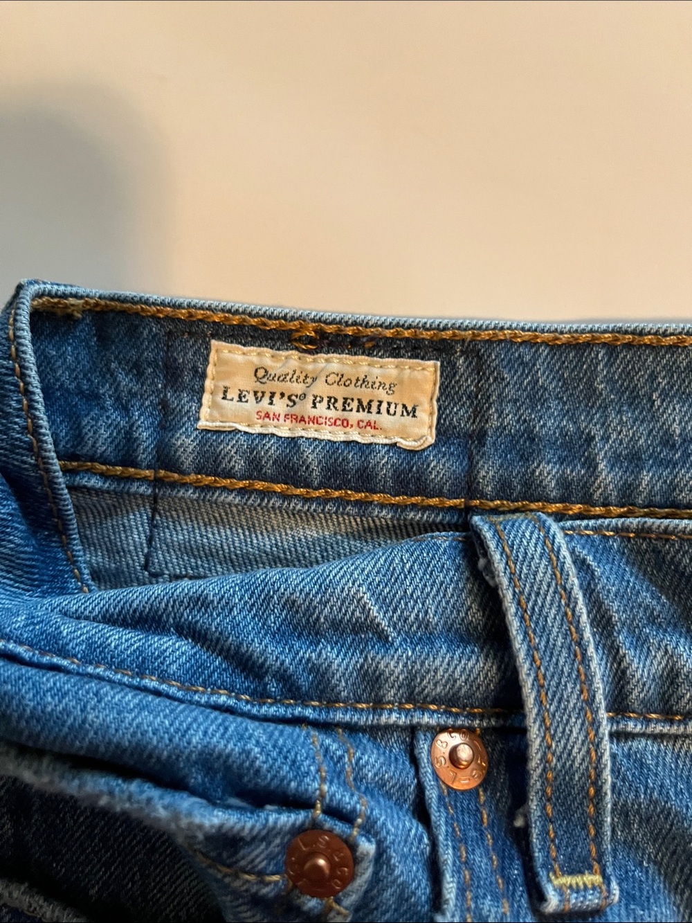 Levi’s Ribcage Straight Ankle High Rise Size 27 - Picture 10 of 16